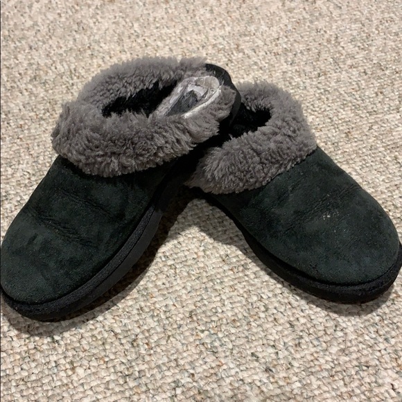 poshmark ugg slippers